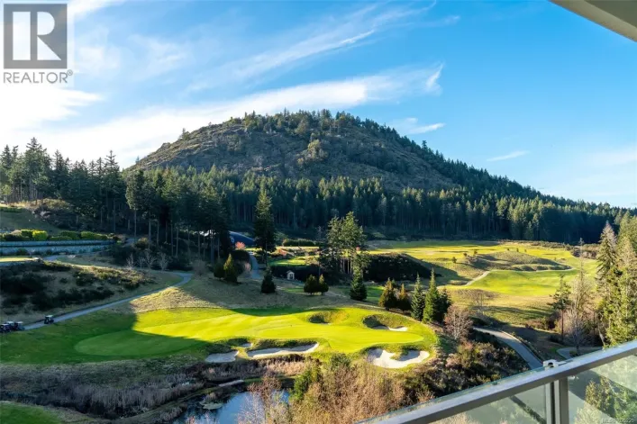 1118 2000 Hannington Rd, Langford