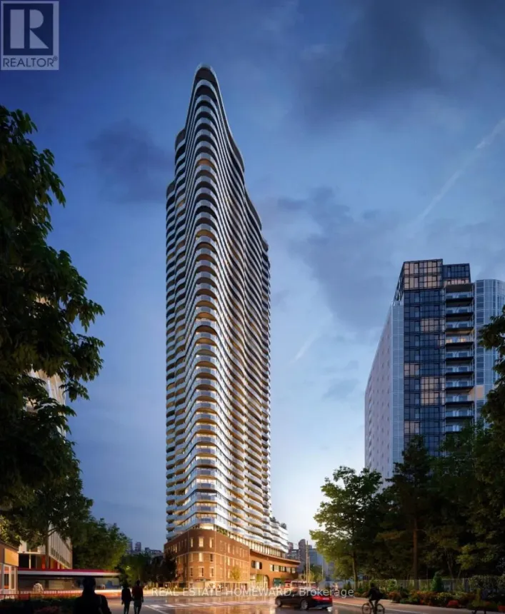 Apartment for sale: 1118 - 585 BLOOR STREET E, Toronto