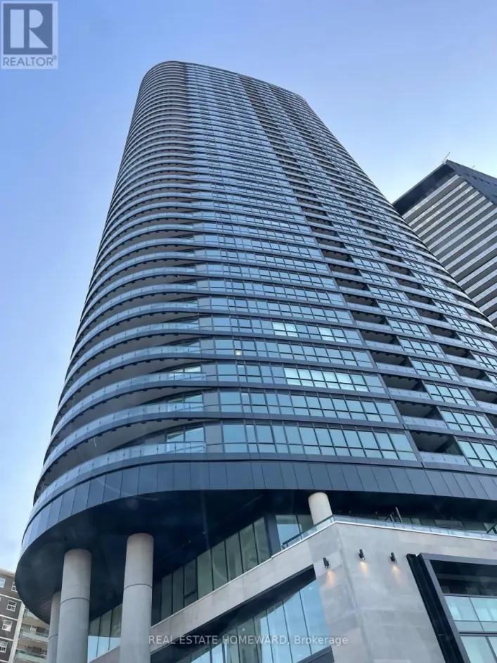 1118 - 585 BLOOR STREET E, Toronto