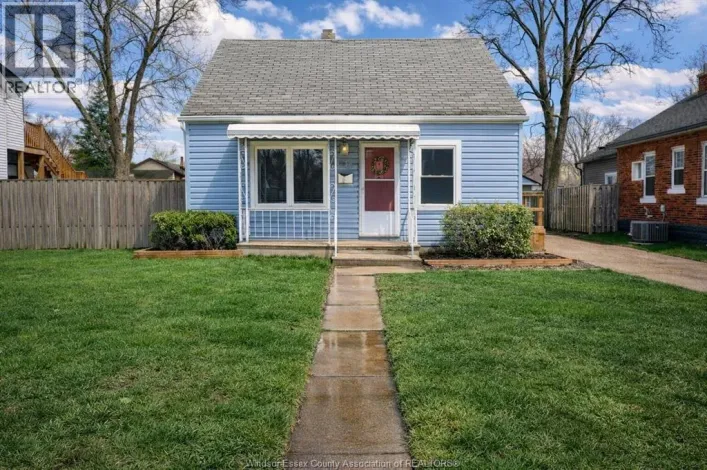 1118 FELIX AVENUE, Windsor