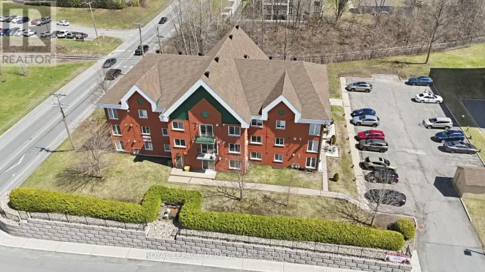 112 - 1101 CLEMENT STREET, Hawkesbury