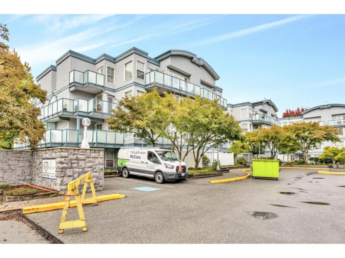 112 14885 100 AVENUE AVENUE, Surrey