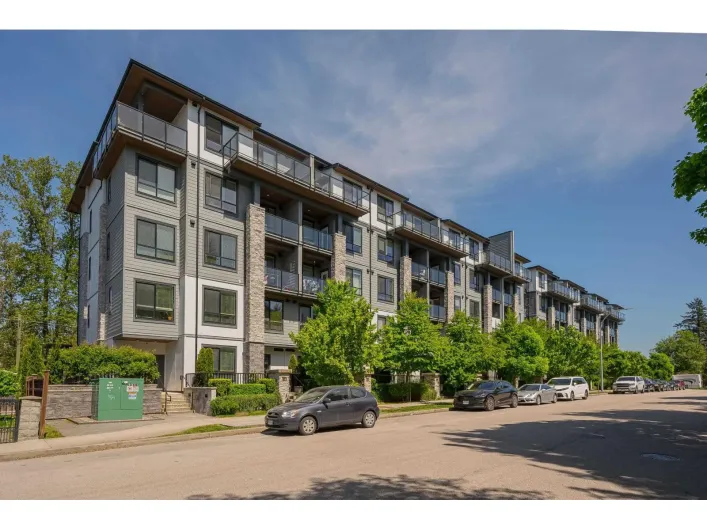 112 15351 101 AVENUE, Surrey