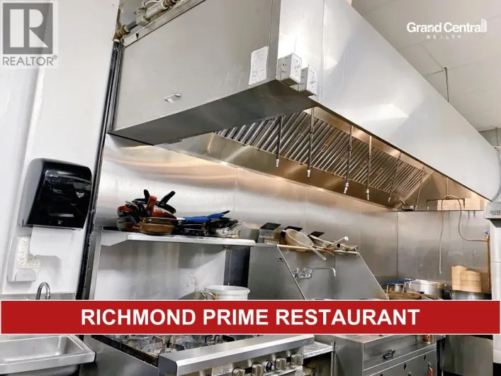 112 4751 GARDEN CITY ROAD, Richmond