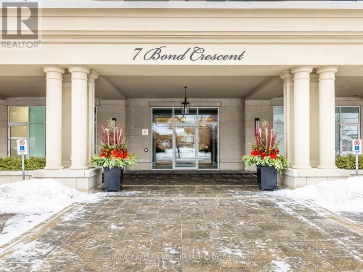 112 - 7 BOND CRESCENT, Richmond Hill