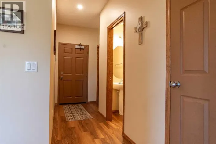 112, 72 Quigley Drive, Cochrane