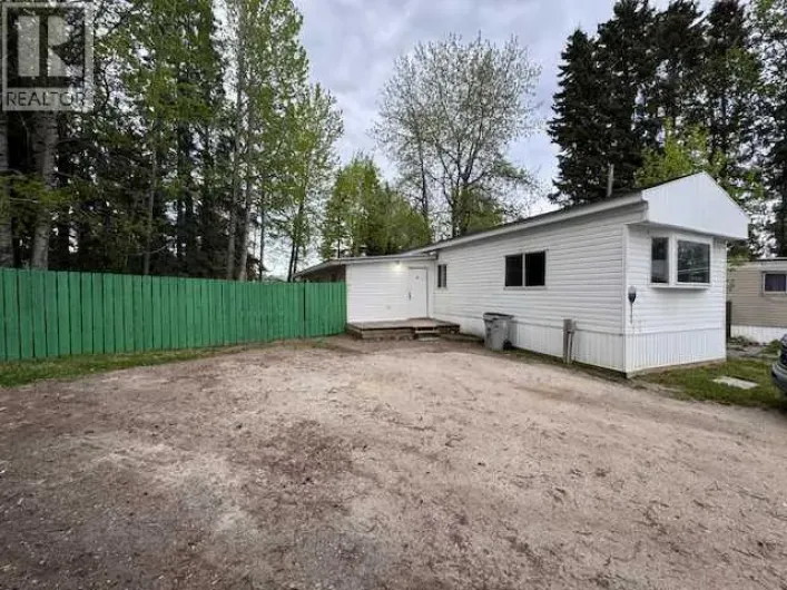 112, 810 56 Street, Edson