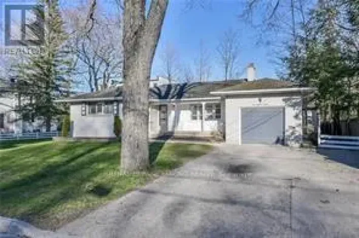 112 ACADEMY STREET, Hamilton