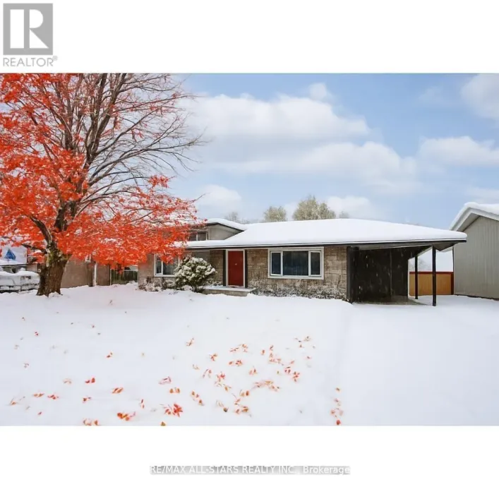 112 ADELAIDE STREET N, Kawartha Lakes