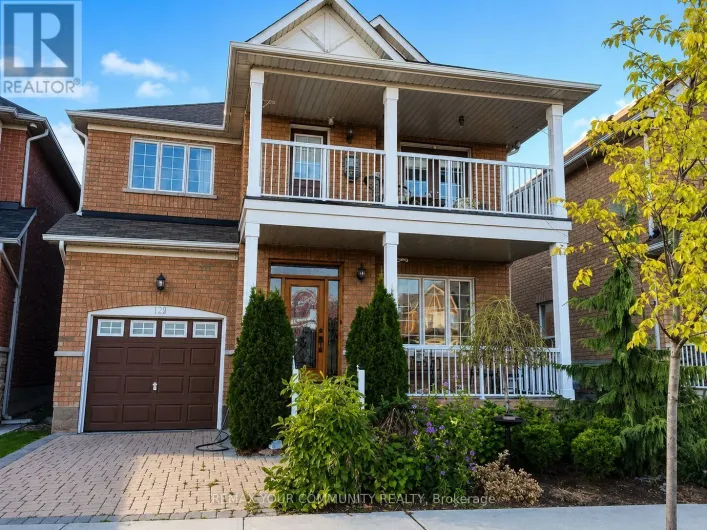 112 BARNWOOD DRIVE, Richmond Hill