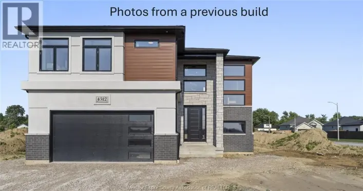 112 BLOOMINGTON, Chatham