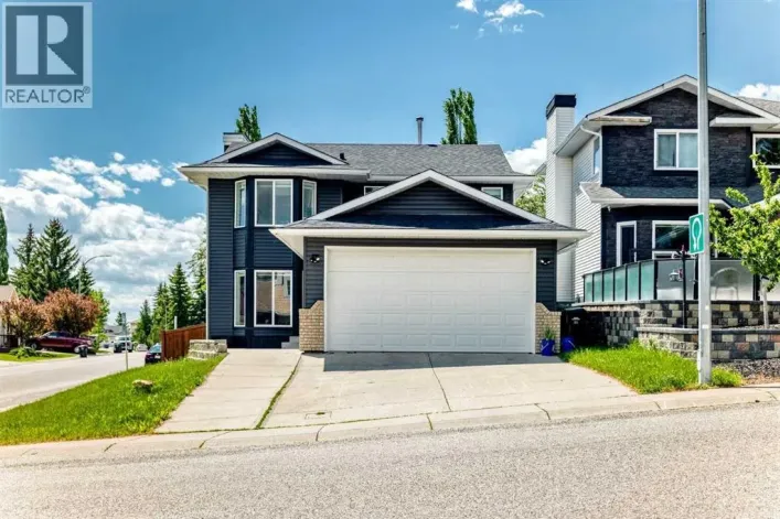 112 Christie Park Manor SW, Calgary