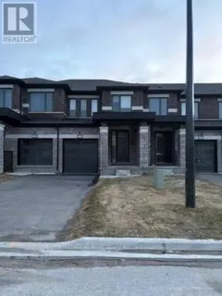 112 CORLEY STREET, Kawartha Lakes