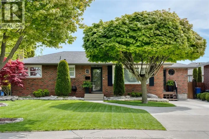 112 DANFORTH AVENUE, Leamington