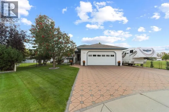 112 Edgewood Close, Camrose