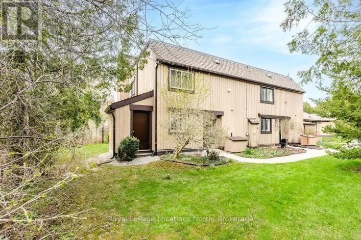 112 ESCARPMENT CRESCENT, Collingwood