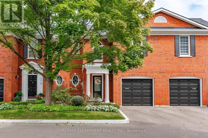 112 FAIRWOOD PLACE W, Burlington
