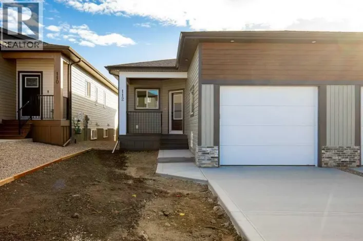 112 Gray Close, Sylvan Lake