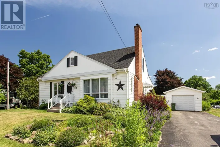 112 Main Street, Middleton