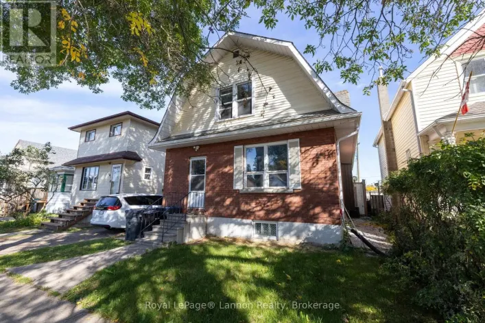 Duplex for sale: 112 NORAH STREET N, Thunder Bay