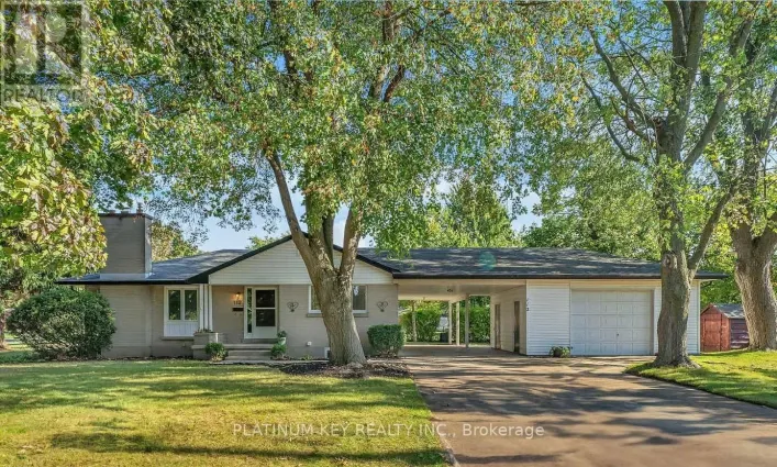 112 ONTARIO STREET, Strathroy-Caradoc
