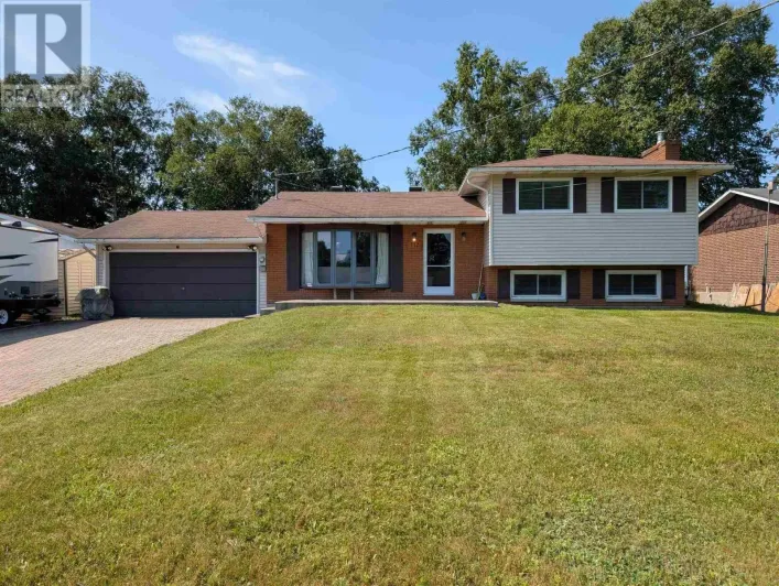 112 Superior AVE, Wawa