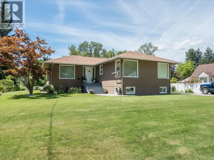 1120 Columbia Avenue, Trail