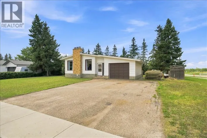 1121 5 Avenue, Beaverlodge