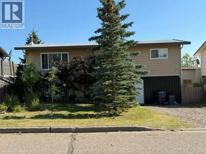 1121 96A Avenue, Dawson Creek