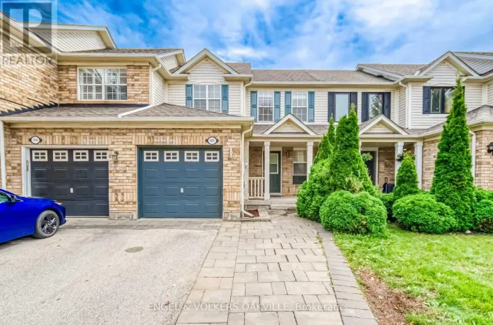 1121 BARCLAY CIRCLE, Milton
