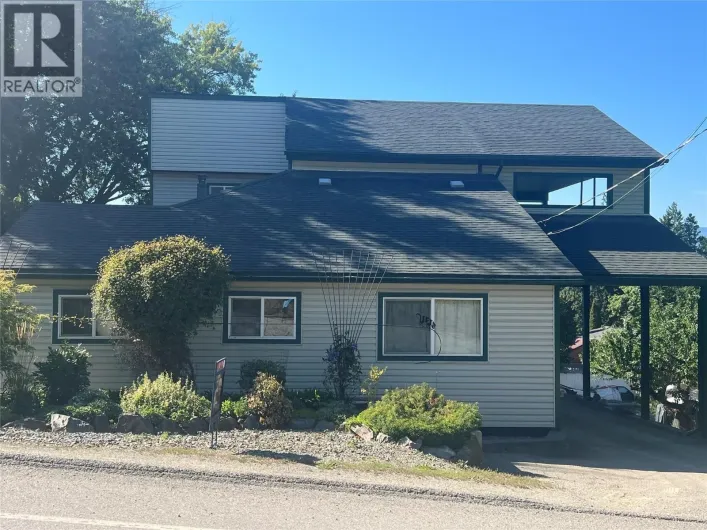 1121 ERICKSON Road, Creston