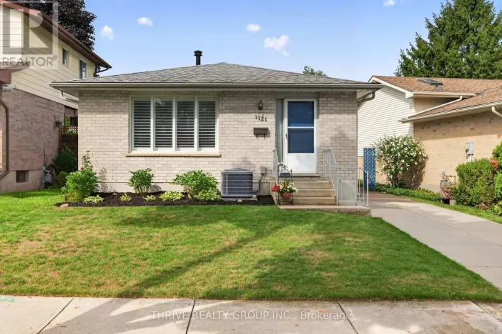 1121 GATEWOOD ROAD, London East