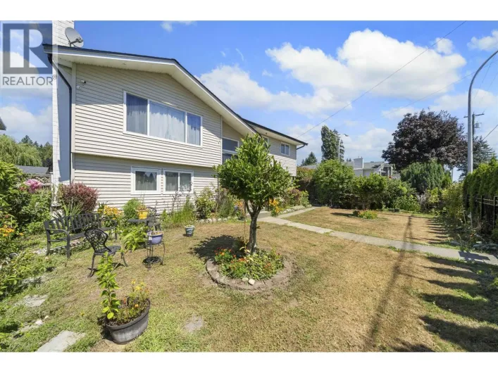 1121 PRAIRIE AVENUE, Port Coquitlam