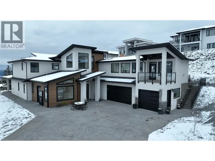 1122 Carnoustie Drive, Kelowna