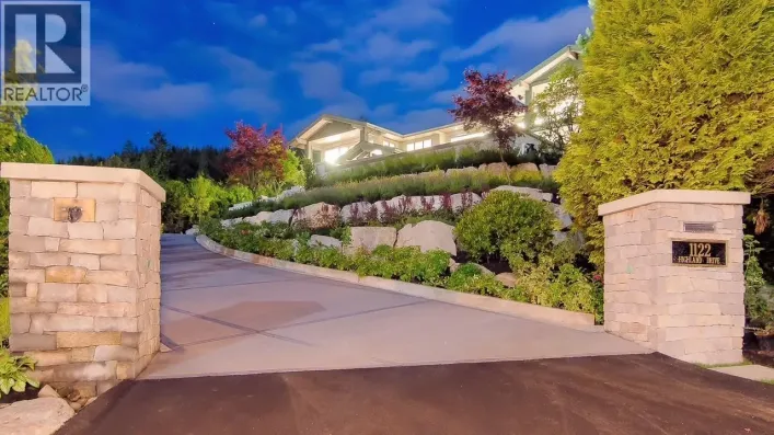 1122 HIGHLAND DRIVE, West Vancouver