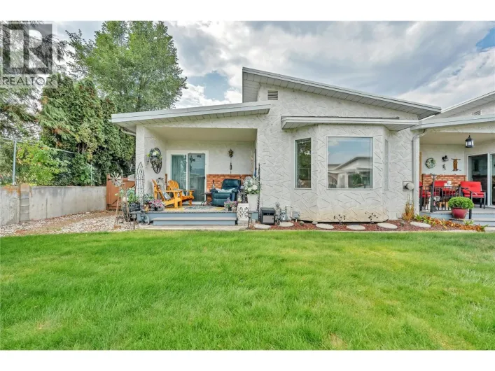 11222 Quinpool Road Unit# 1, Summerland