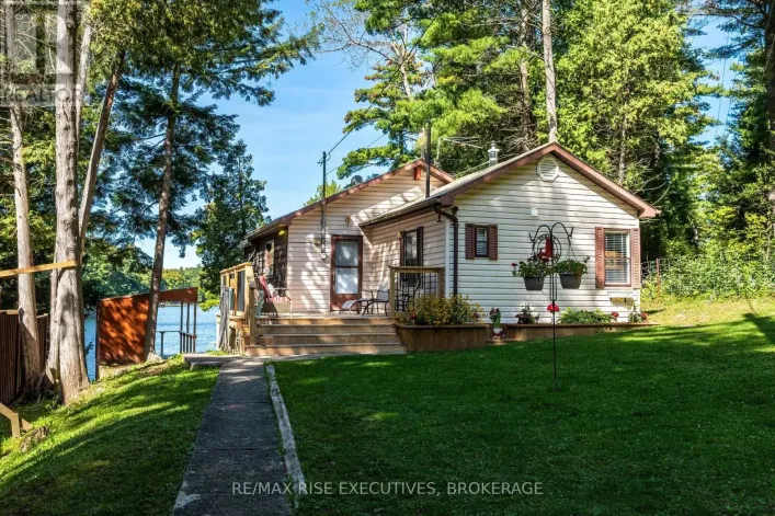 House for sale: 1123 WILLYS LANE, Frontenac