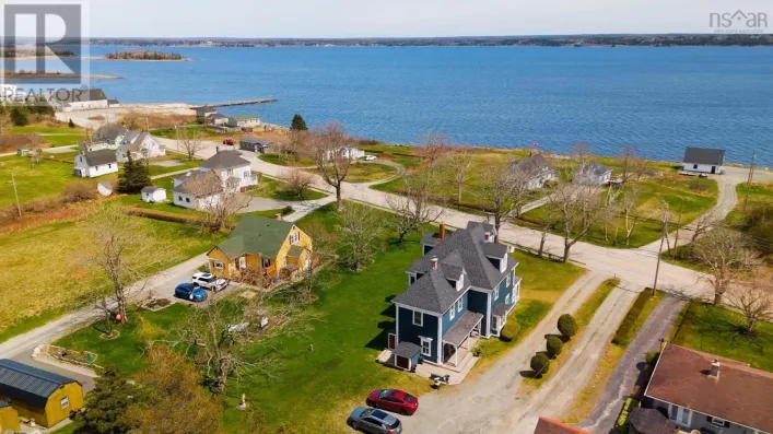 1124 Highway 335, Middle West Pubnico