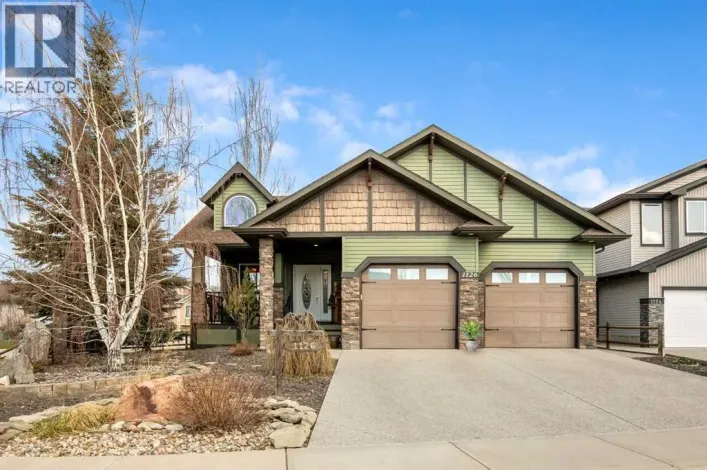 1126 Highland Green View NW, High River