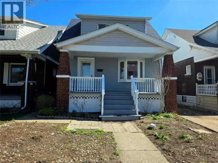 1126 LOUIS AVENUE, Windsor