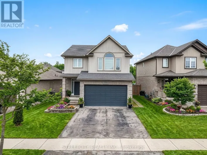1126 NORTH WENIGE DRIVE, London North