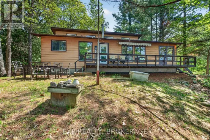 1126 RICHMOND LANE, Frontenac