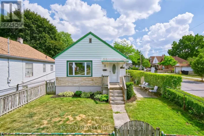 1127 TRAFALGAR STREET, London East