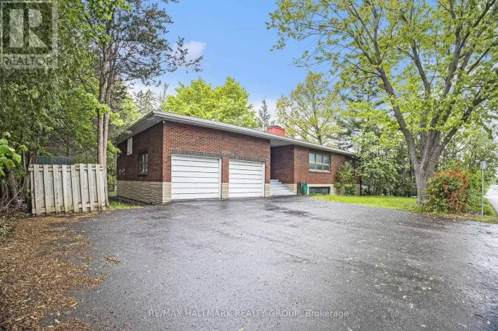 1128 CUMMINGS AVENUE, Ottawa
