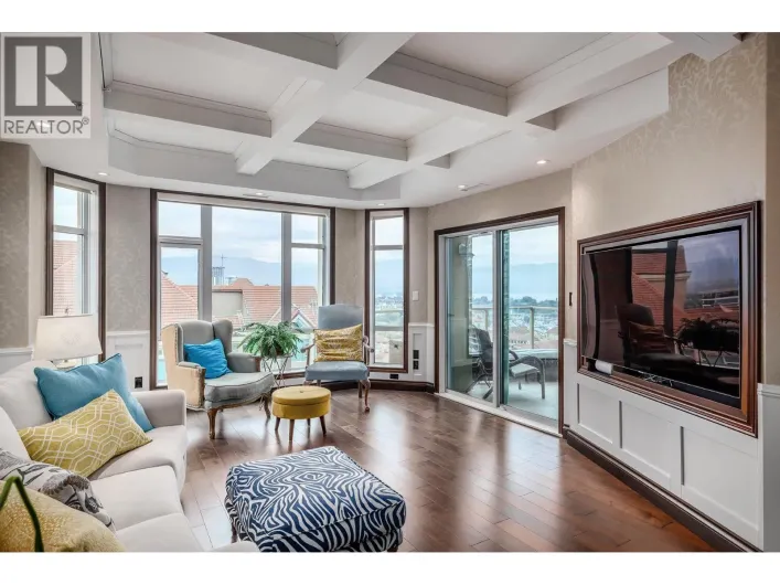 1128 Sunset Drive Unit# 1702, Kelowna