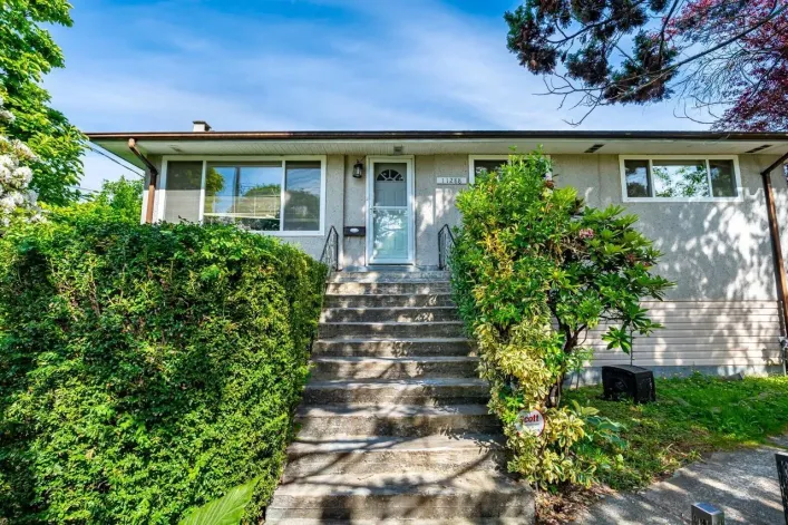 11288 135 STREET, Surrey