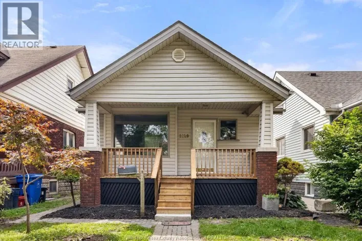 1129 JANETTE AVENUE, Windsor