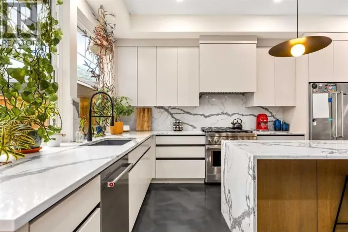 1129 Maggie Street SE, Calgary