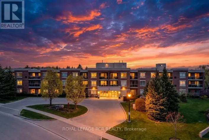 113 - 35 VIA ROSEDALE WAY, Brampton