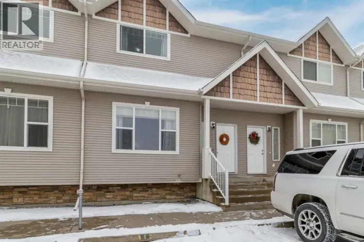 113, 50 Lucky Place, Sylvan Lake